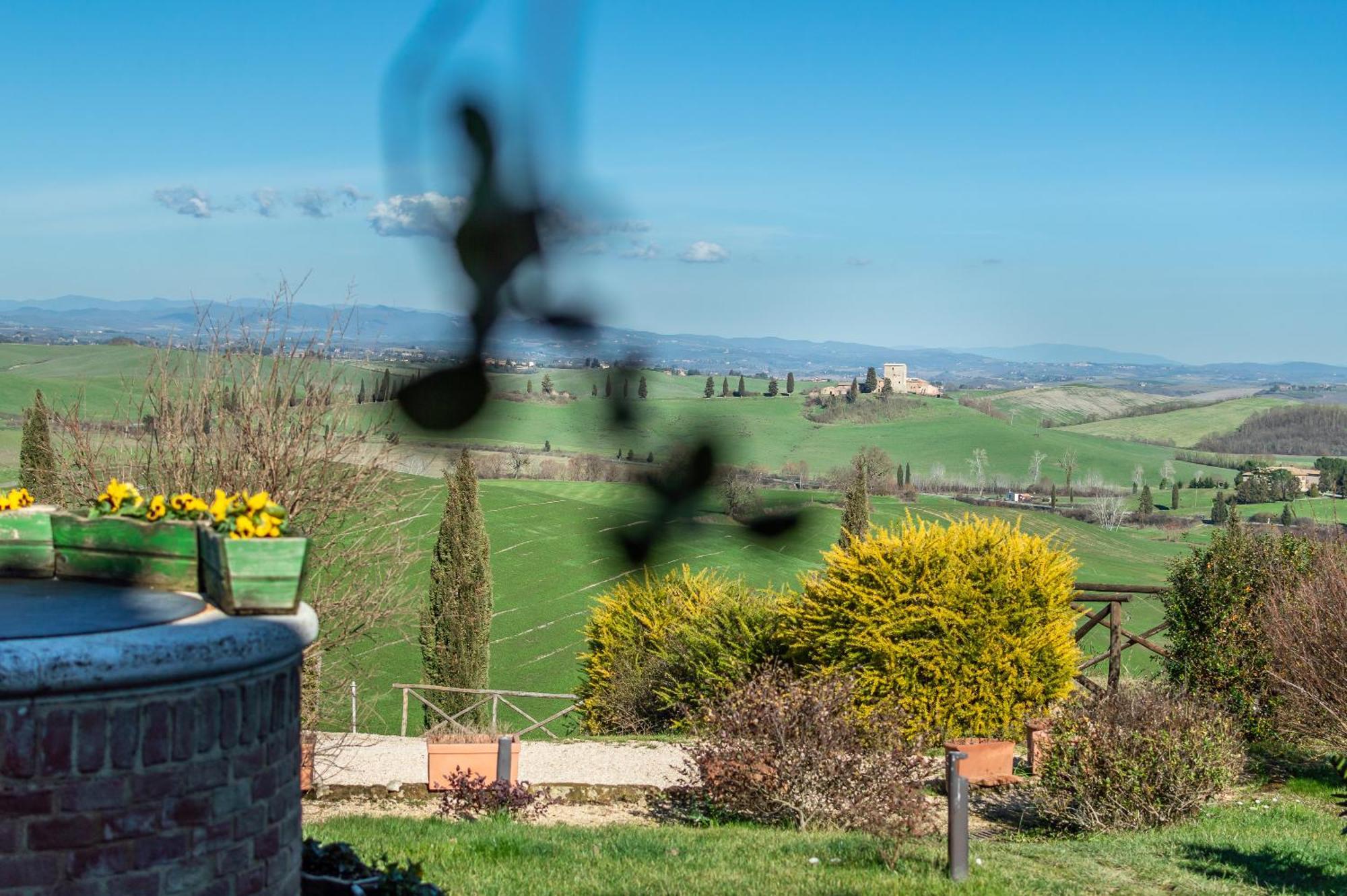 Sunflower Con Vista Su Siena Villa Corsano  Exterior foto